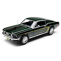 1968 Ford Mustang 2+2 Fastback 1:18-Scale Diecast Car With Yellow